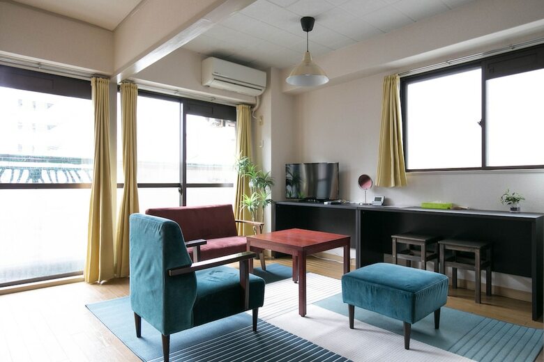 Nakasu Apartment