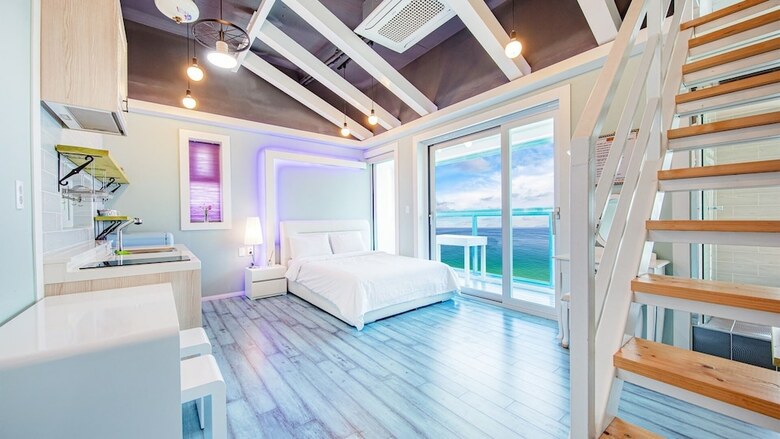 Blue Sea Pension