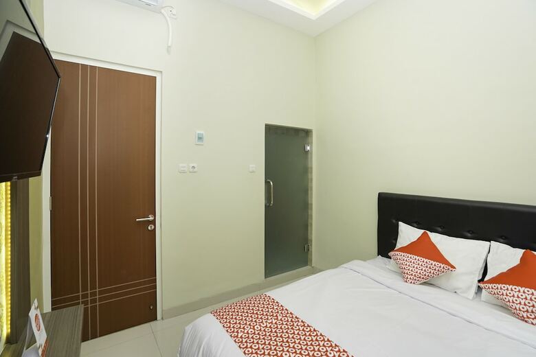 Hostal Oyo 2651 Osw Cabin