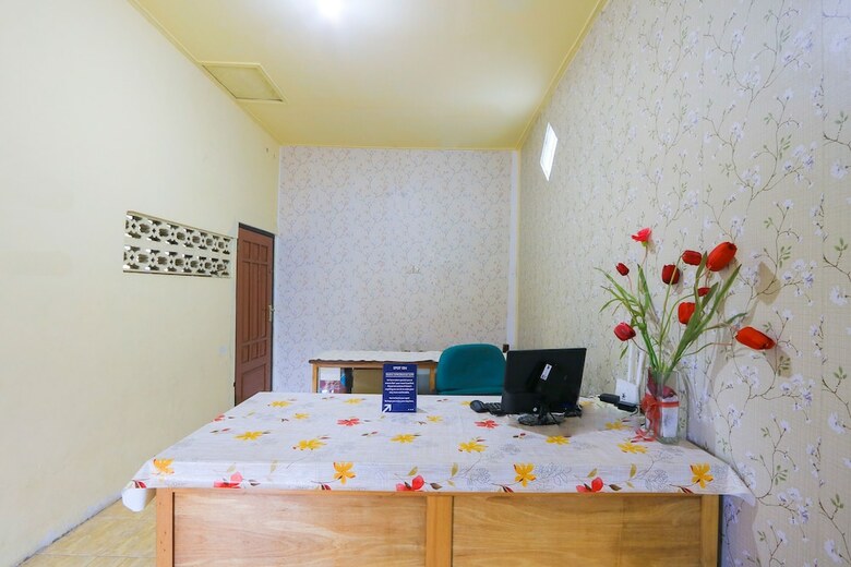 Hostal Spot On 2497 Pesona Guest House