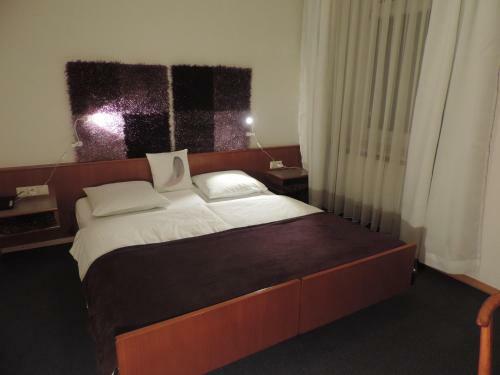 Hotel Le Petit Poete