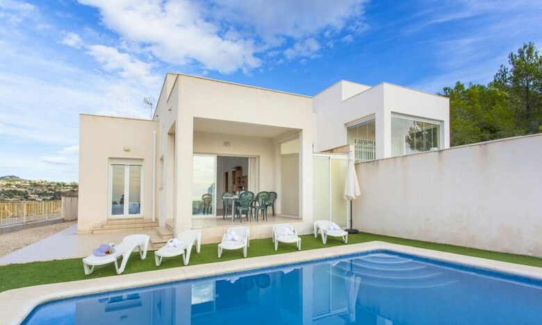 Villa Empedrola
