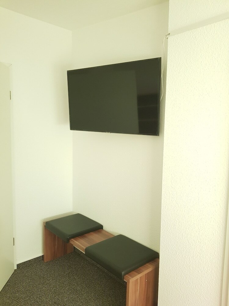 Hotel - Pension - Weller