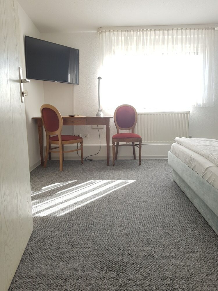 Hotel - Pension - Weller