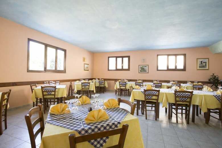 Posada La Corte Degli Ulivi Hotel Ristorante