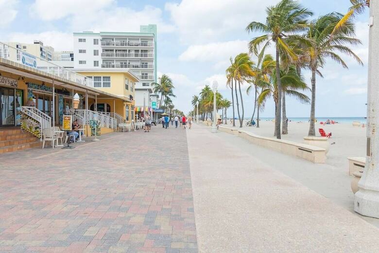 421 Studio Apartment Hollywood Beach Resort