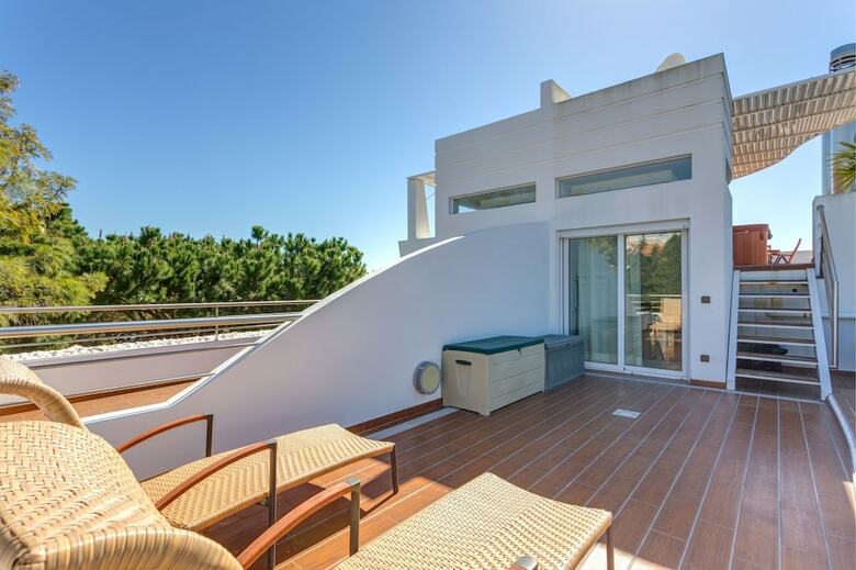 Atlantic Apartment