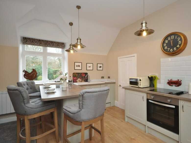 Country Estate - Courtyard Apartment, Llandenny
