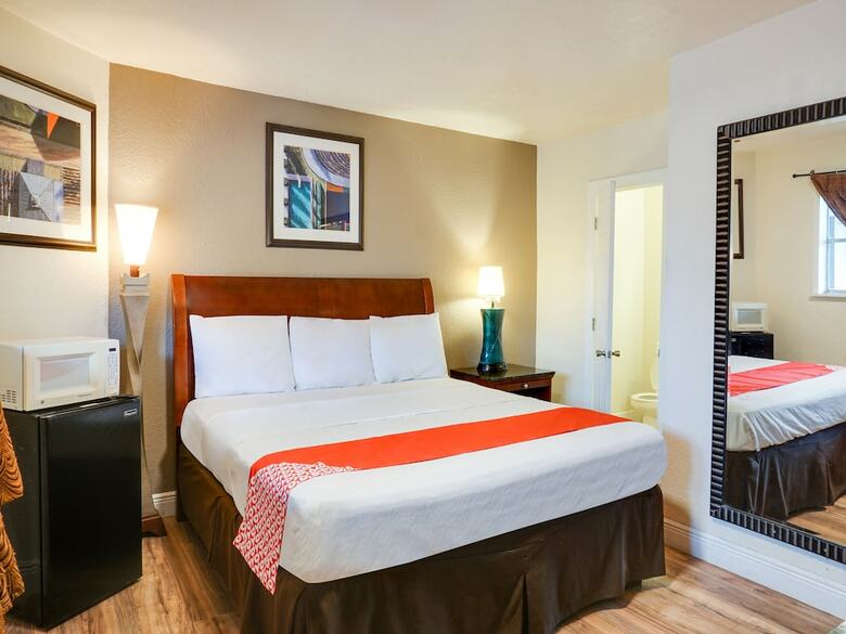 Motel Oyo Hotel Austin Street Giddings