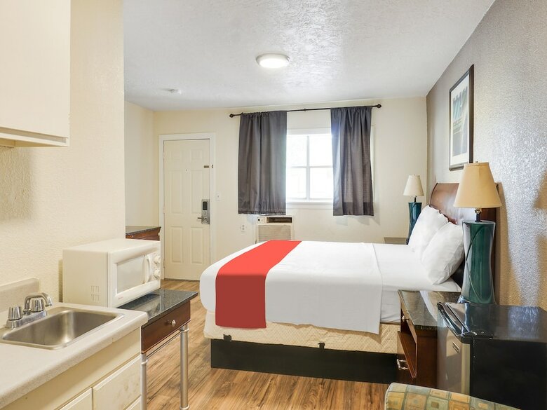 Motel Oyo Hotel Austin Street Giddings