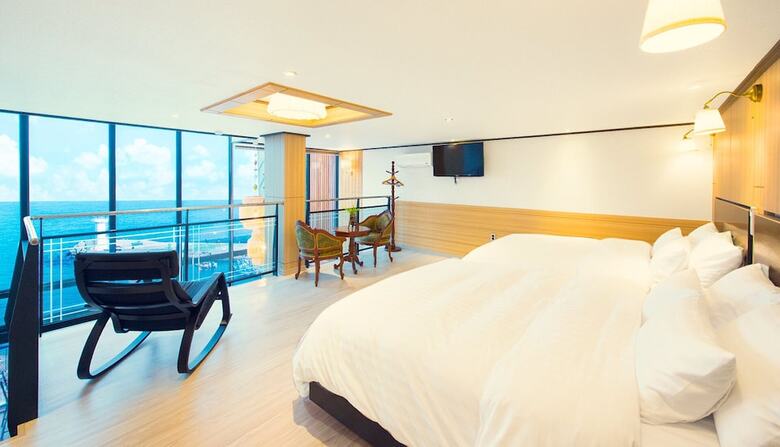 Aparthotel Sun&moon Pool Villa