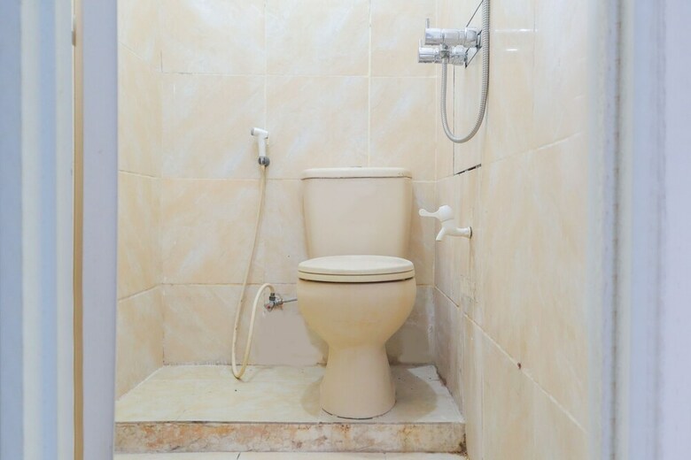 Hostal Assirot Residence
