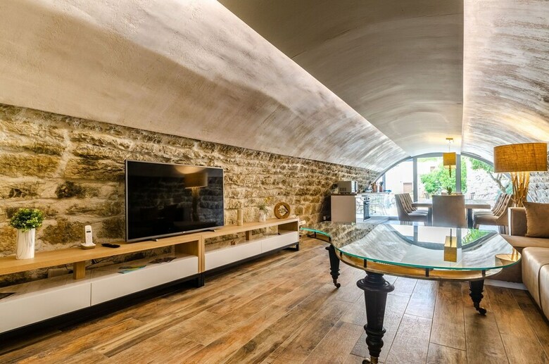 Beachfront Villa Gabriela With Pool