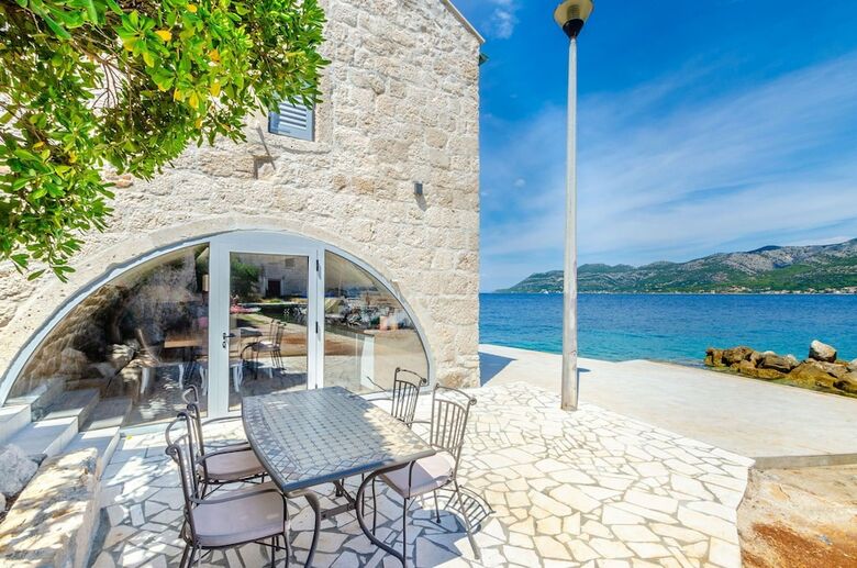Beachfront Villa Gabriela With Pool