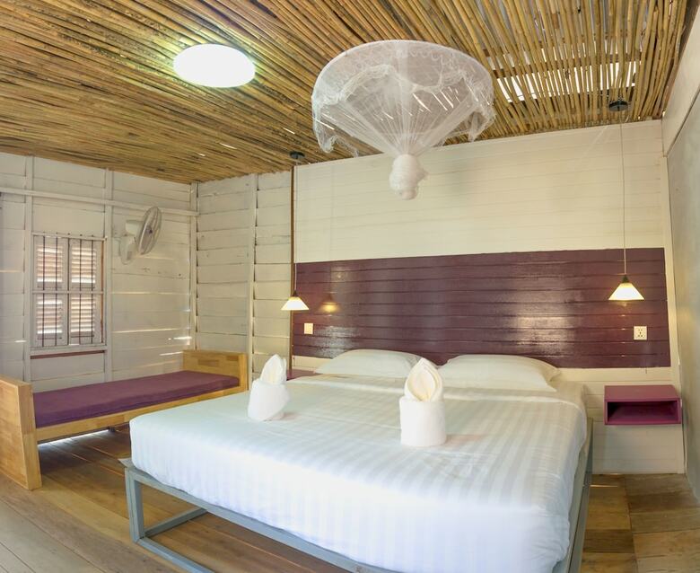 Hotel Sandy Beach Bungalows