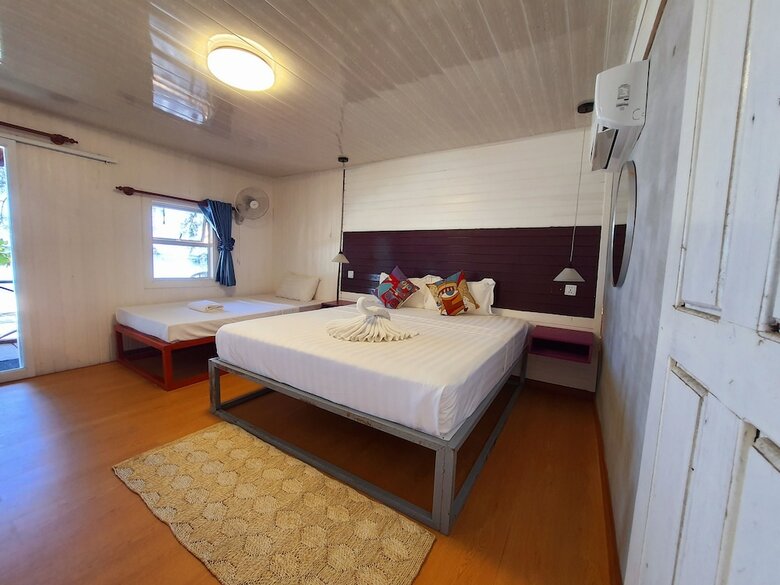 Hotel Sandy Beach Bungalows
