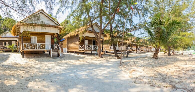 Hotel Sandy Beach Bungalows