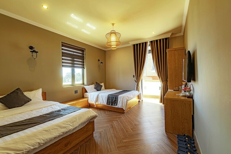 Nv Hotel