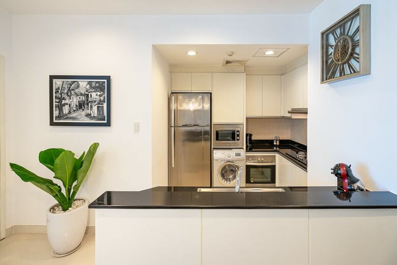 Bed & Breakfast Saigon Suites Collection By Idg In D1