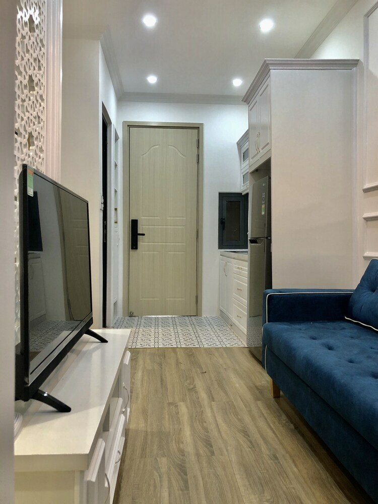 New Luxury Apartment In City Center