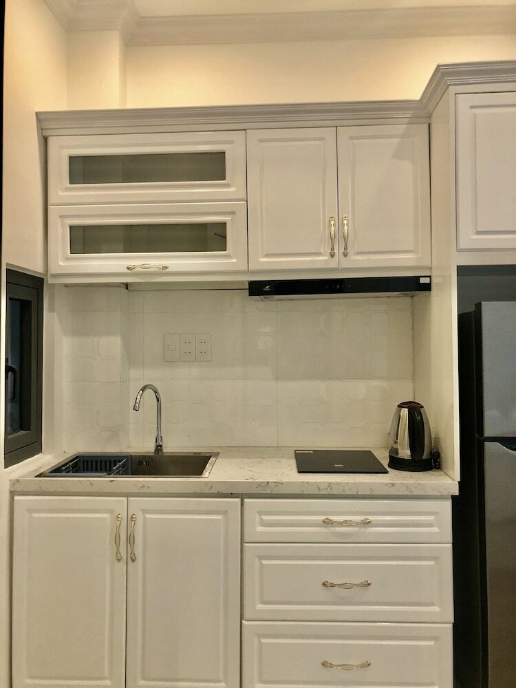 New Luxury Apartment In City Center