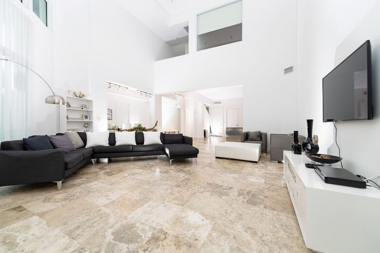2228 Park 1