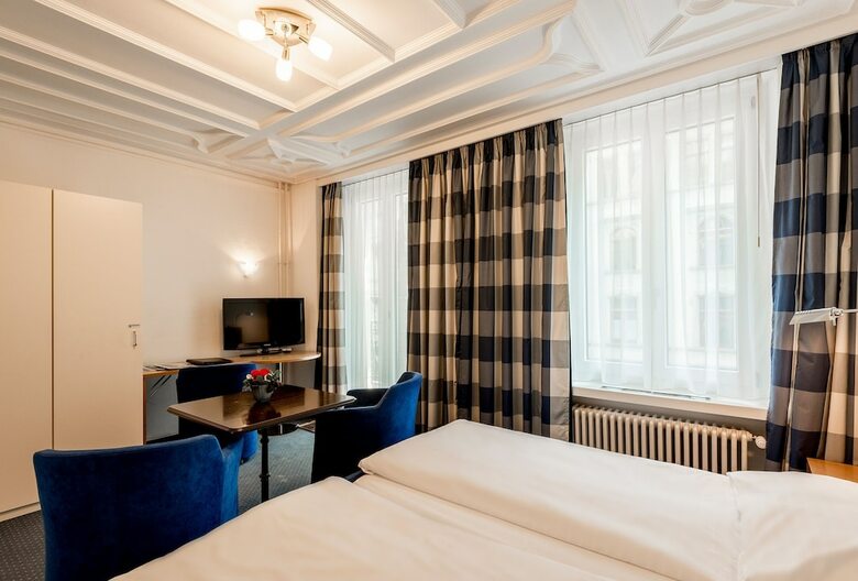 Hotel Alpina