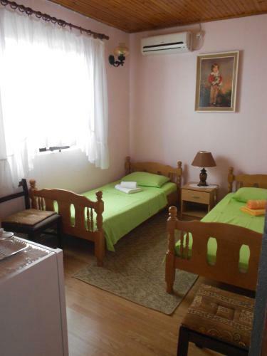 Hostal Lorena Rooms