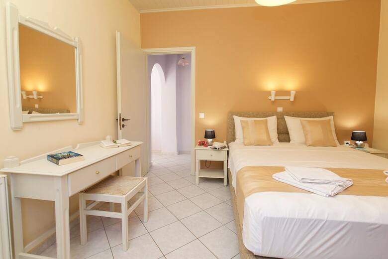 Hotel Studios Vrionis Panoramic Sunset