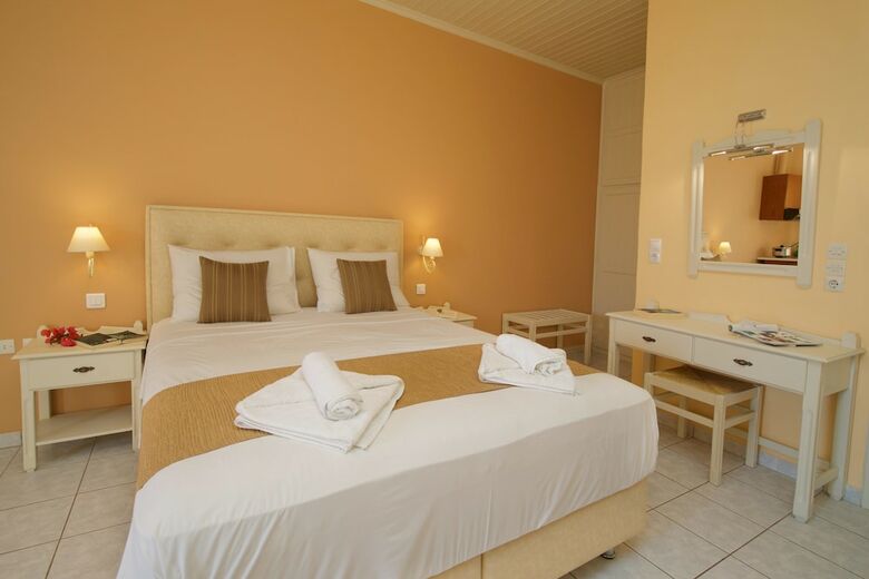 Hotel Studios Vrionis Panoramic Sunset