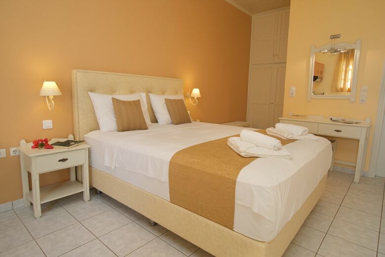 Hotel Studios Vrionis Panoramic Sunset