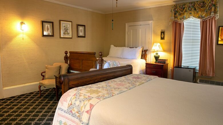 Bed & Breakfast The Cuthbert House Inn