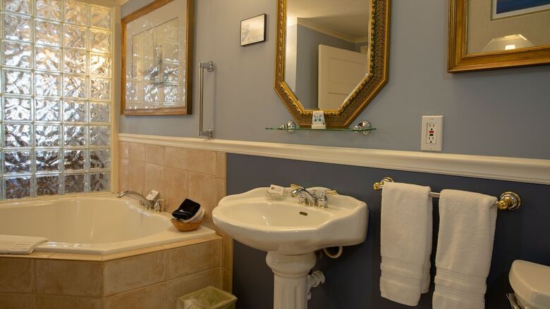 Bed & Breakfast The Cuthbert House Inn