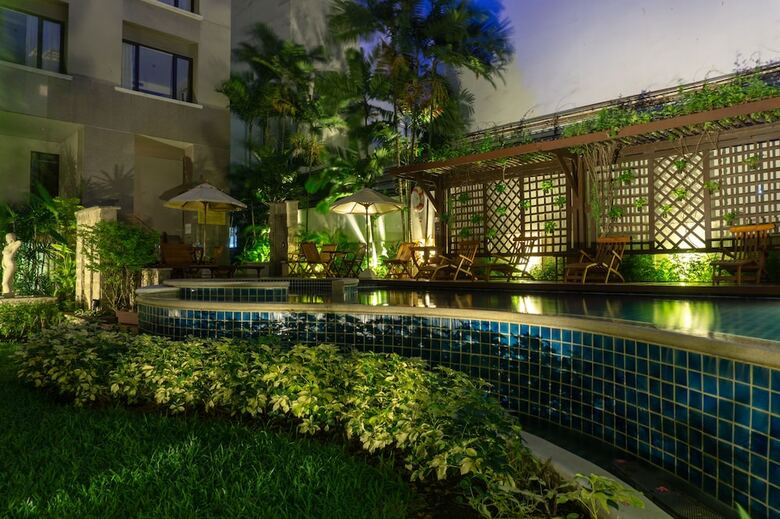 Silom Serene Hotel
