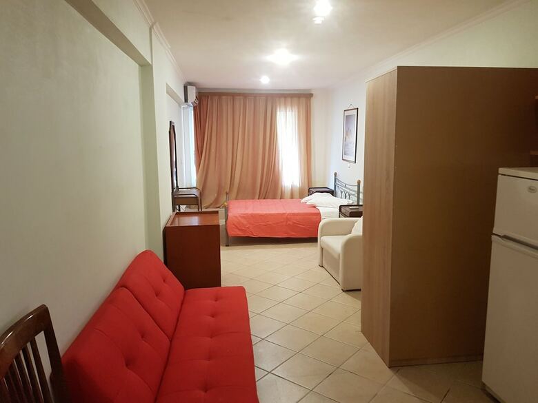 Hotel Grand Nefeli