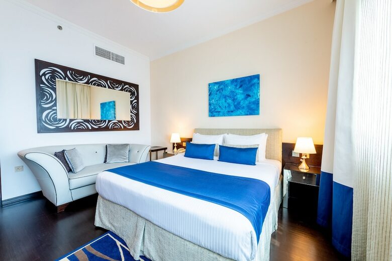 Aparthotel First Central Hotel Suites