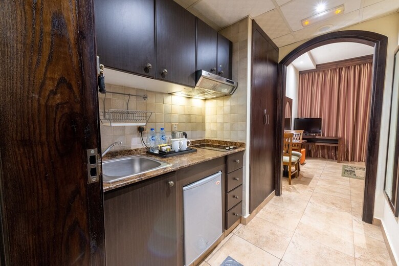 Aparthotel First Central Hotel Suites
