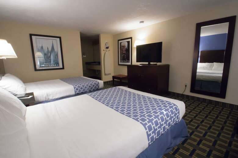 Hotel Tidewater Inn