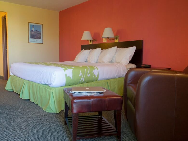 Hotel Tidewater Inn