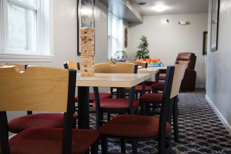 Hotel Tidewater Inn