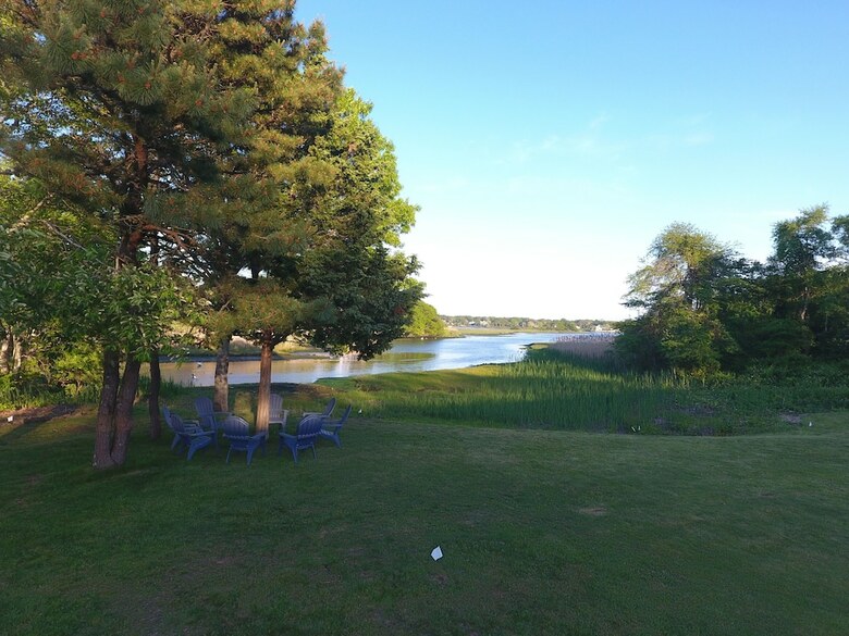 Hotel Tidewater Inn