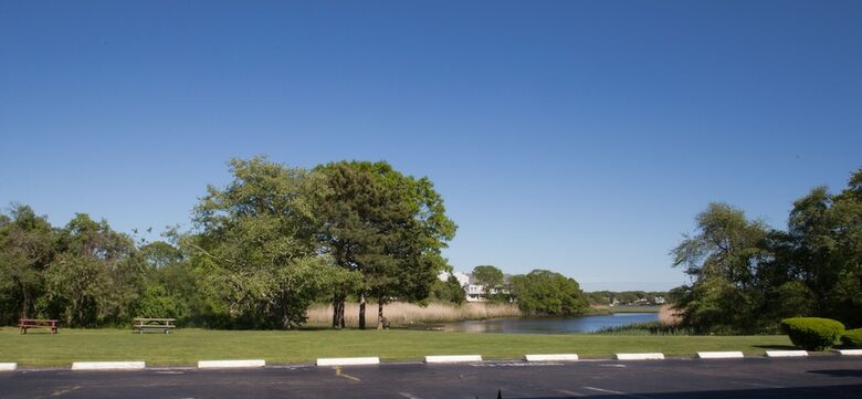 Hotel Tidewater Inn