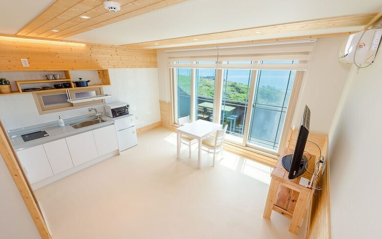Namhae Macaron Pension