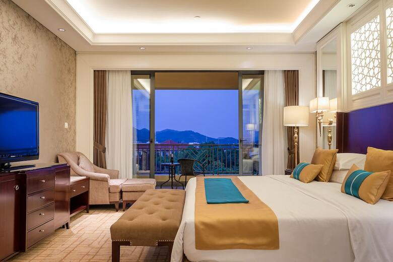 Hotel Yourworld International Conference Center