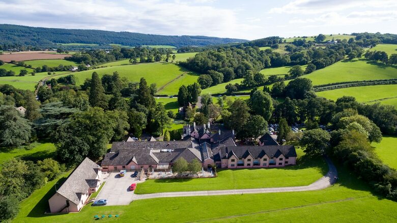 Ramada Resort By Wyndham Cwrt Bleddyn Hotel & Spa