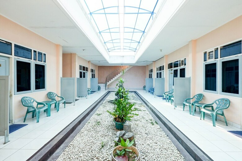 Oyo 2495 Hotel Wijaya