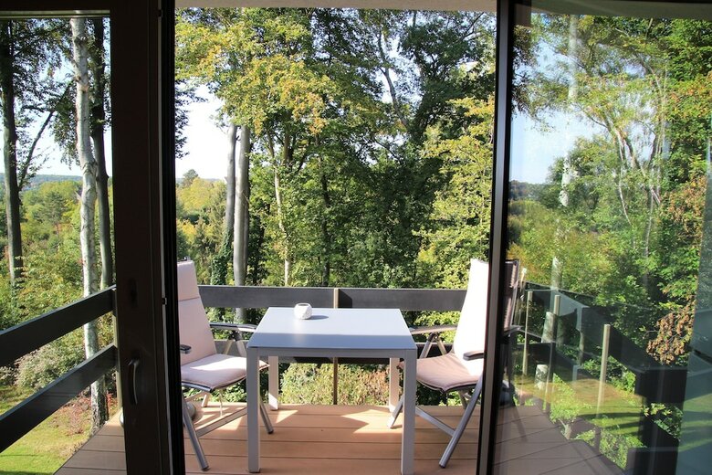 Green Hill Apartment
