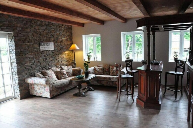 Jomfrubakken Bed And Breakfast