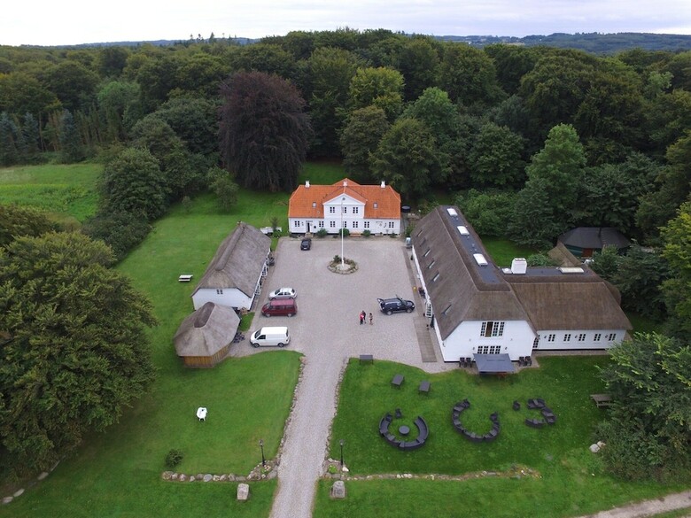Jomfrubakken Bed And Breakfast