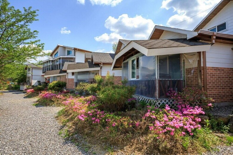 Yeoulmok Pension